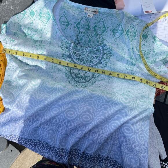 WORLD UNITY women’s XL ombré T-shirt, shades of blue and teal. - Picture 7 of 8